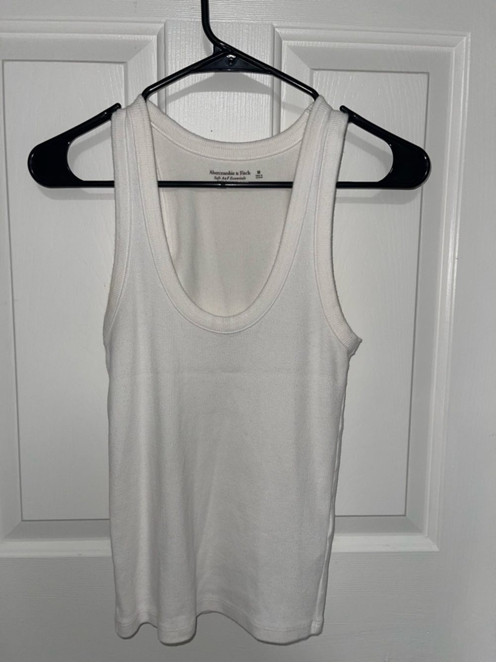 Abercrombie & Fitch White Ribbed Scoop Neck Tank